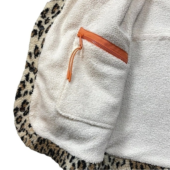 Blank NYC Fleece Leopard Print Faux Leather Trim Coat Jacket Beige Tan Size M - Picture 10 of 12